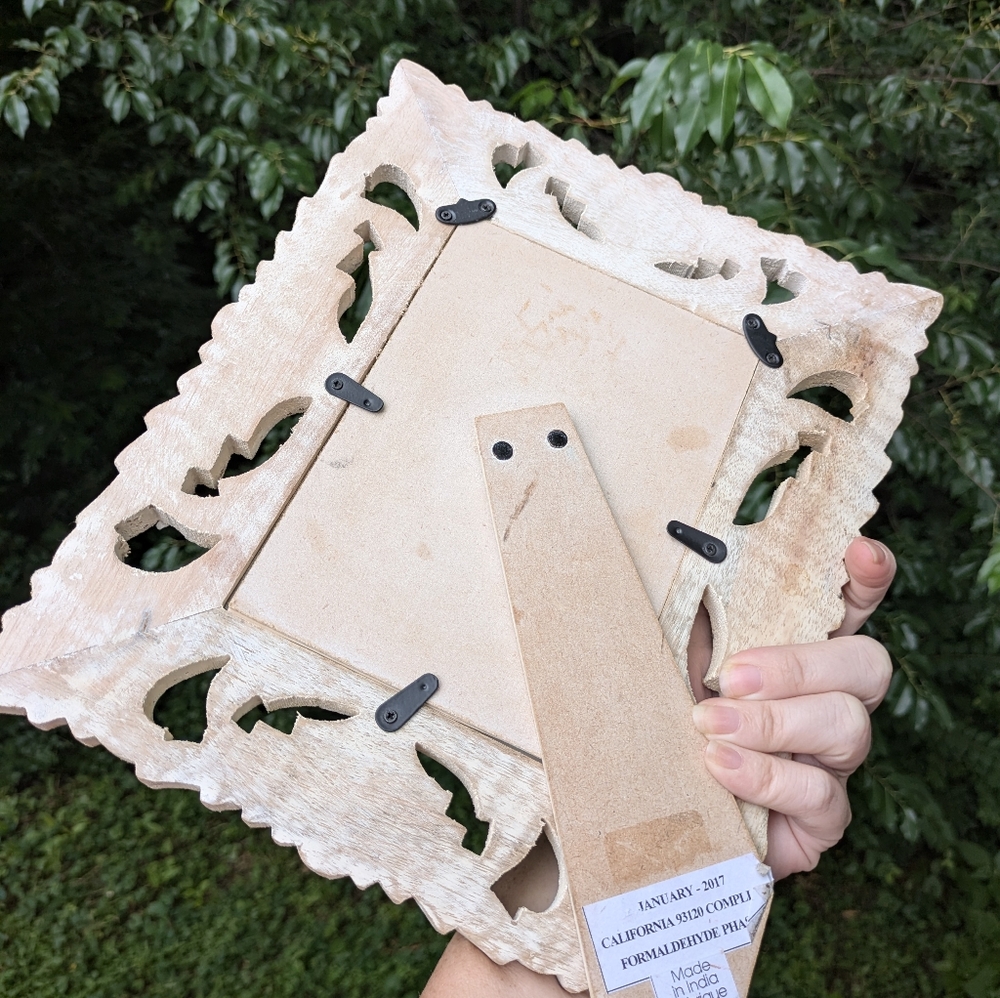 Elegant Handmade Wooden Photo Frame - Picture 4 of 6